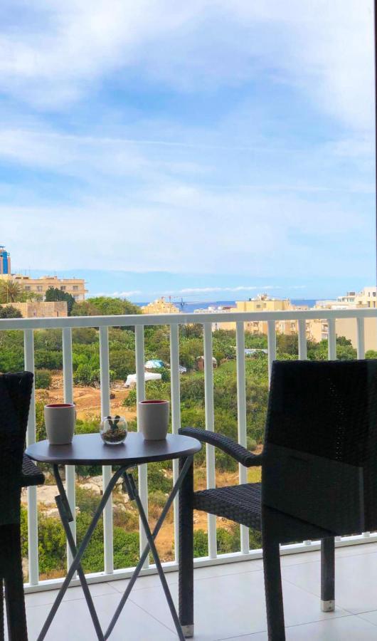 Saint Julian's Charming Apartment In The Heart Of St. Julians מראה חיצוני תמונה